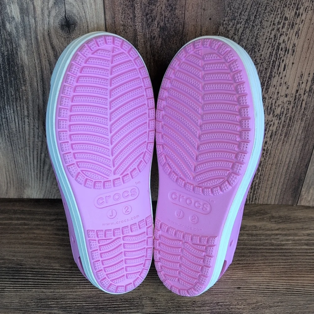 CROCS lightweight breathable